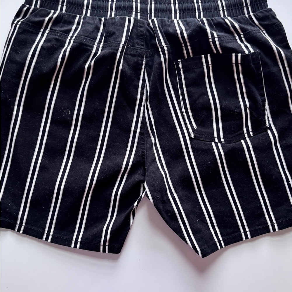 FRESH SHORTS - Picture 8 of 12